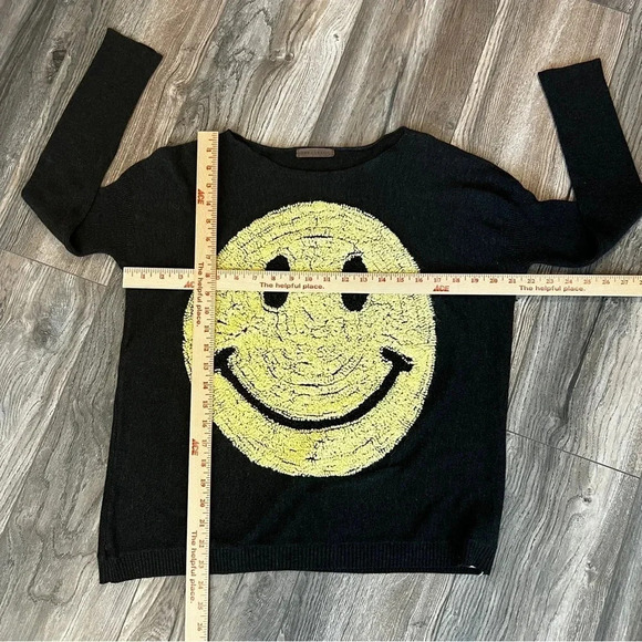 THE CLASSIC Smiley Face Acrylic Sweater Textured Charcoal Grey Size Medium - Picture 10 of 10